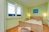 D129040A_1 - 