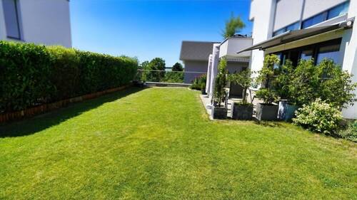 Herrlicher eigener Garten - 