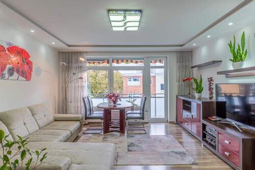 Wohnen - Etagenwohnung mit 81,00 m&sup2; in Elmshorn zum Kaufen