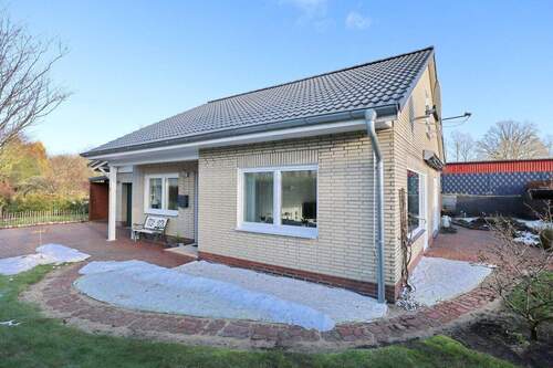 Front rechts - Einfamilienhaus mit 126,00 m&sup2; in Hasenkrug zum Kaufen