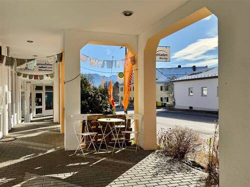 Galerie mit Bergblick - 