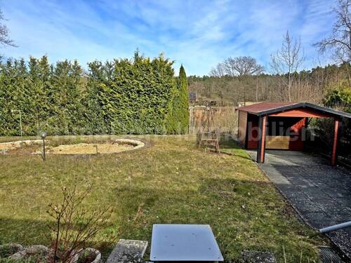 Pavillon für gemütliche Abende - 6 Zimmer Einfamilienhaus in Eckental