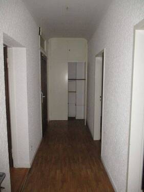 Bild 2 - 3 Zimmer Etagenwohnung zur Miete in Saarbrücken