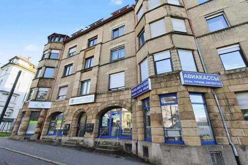 Außenansicht Vorderseite - Altbaucharme im Herzen von Cannstatt - 4 Zimmer, 2 Tageslichtbäder und Balkon