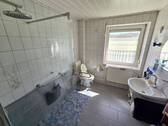 helles Badezimmer - 