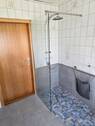mit ebenerdiger Dusche - 