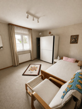 Schlafzimmer - Einfamilienhaus mit 160,00 m&sup2; in Neuhausen ob Eck zum Kaufen