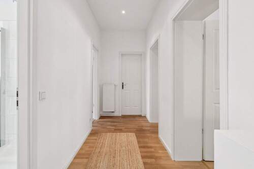 Flur - Etagenwohnung mit 66,00 m² in Berlin zum Kaufen