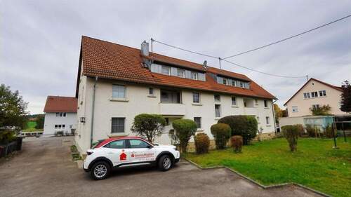 Gebäudeansicht Rückseite - 3 Zimmer Etagenwohnung in Salem