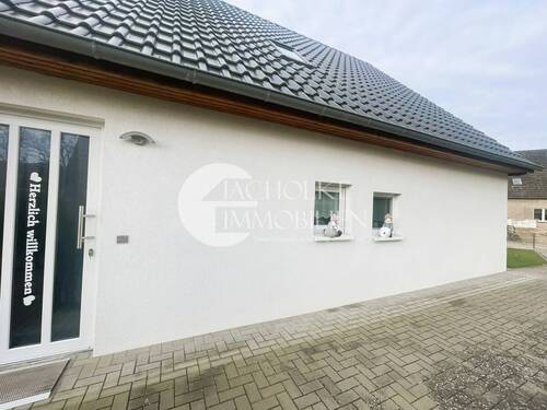 Eingang - Einfamilienhaus mit 220,00 m&sup2; in Cheine zum Kaufen