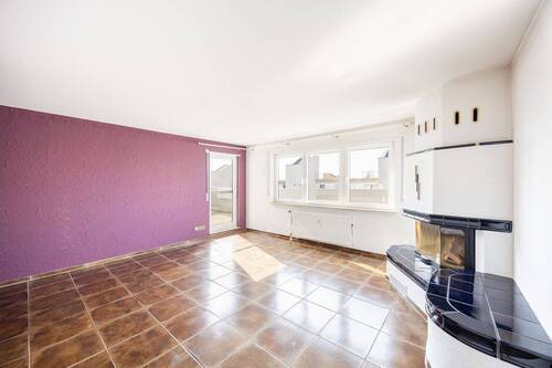 Wohnzimmer - 3 Zimmer Etagenwohnung zum Kaufen in Tamm