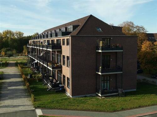 Straßenseite - 3 Zimmer Etagenwohnung zur Miete in Bernau bei Berlin