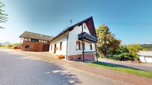 Seitenansicht - 7 Zimmer Einfamilienhaus zum Kaufen in Elztal