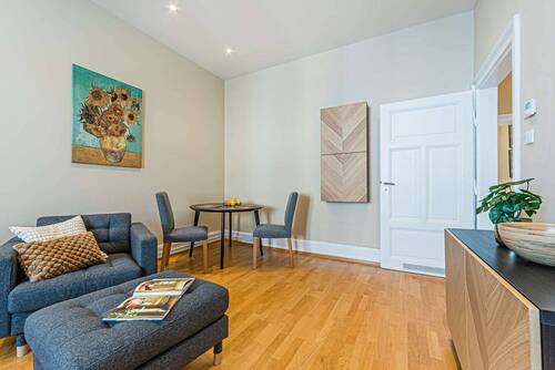 Wohnen - Etagenwohnung mit 72,00 m&sup2; in Frankfurt am Main zur Miete