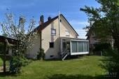 Aussen-Ansicht - Ein Haus - zwei Wohnungen - großes Grundstück mit Erweiterungspotenzial