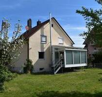Ein Haus - zwei Wohnungen - großes Grundstück mit Erweiterungspotenzial - Zeitlarn Regendorf