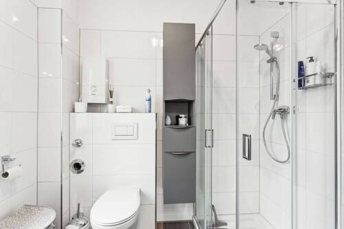 MIT DUSCHE - 