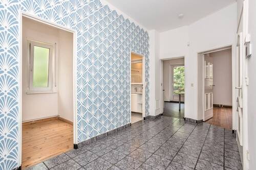 Erdgeschoss - 7 Zimmer Mehrfamilienhaus, Wohnhaus zum Kaufen in Berlin / Buckow