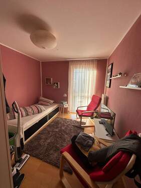 Kinderzimmer/Büro - 