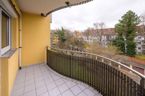 Balkon - 3 Zimmer Etagenwohnung in München OT Altbogenhausen