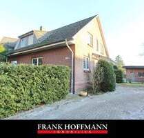 Gepflegtes Bürogebäude mit 2 Einheiten inkl. Mitarbeiterwohnung & Parkplätzen in Holm