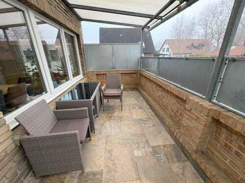 Überdachter Freisitz EG - 