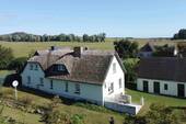 Drohnenansicht _ - 9 Zimmer Einfamilienhaus zum Kaufen in Insel Hiddensee