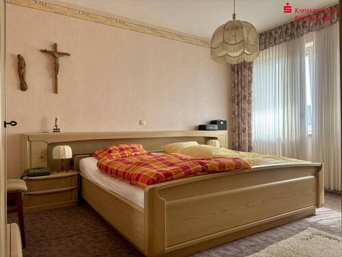 Schlafzimmer EG - 