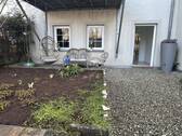 Garten und kleine Terasse - 