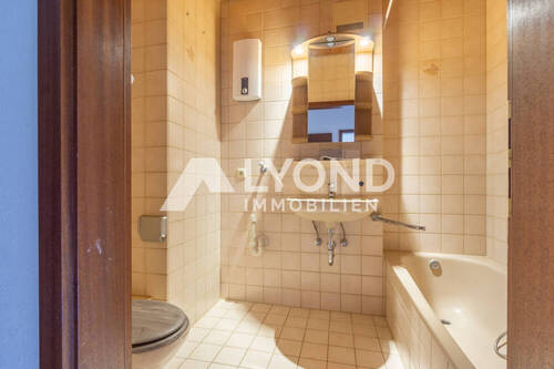 Badezimmer - 2 Zimmer Etagenwohnung in Althütte