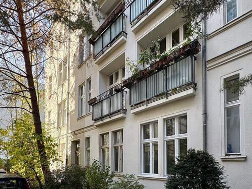 Das Haus - Tiny 1-Zimmer-Eigentumswohnung bezugsfrei kaufen in Berlin-Steglitz, Nahe Schloßstraße, ca. 26 m²