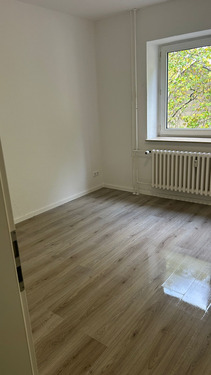 Schlafzimmer - Etagenwohnung mit 52,70 m&sup2; in Duisburg zur Miete