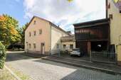 Haus + Garagen - 