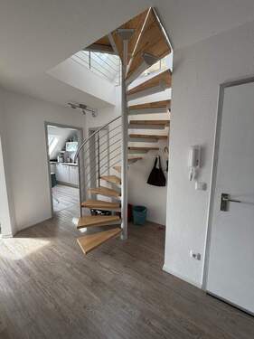 Wendeltreppe in den Spitzboden - 