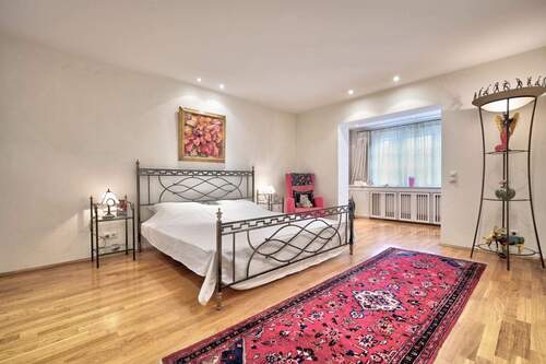 1. OG Schlafzimmer - 