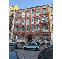 TOP-Lage: MFH in Leipzig-Connewitz - teilsaniert, vermietet! Denkmal-AfA!