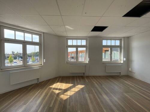 Fläche - 260 m²-Gewerbefläche im Elbezentrum in Roßlau - vielseitig nutzbar!