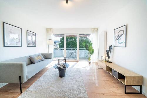 Wohnzimmer - Zentral wohnen - ruhig leben: 3-Zimmer-Wohnung in Koblenz