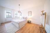 Schlafzimmer groß - Etagenwohnung mit 69,00 m&sup2; in Koblenz zum Kaufen