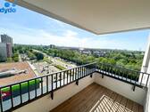 Balkon - Diese wunderschöne Neubau-Dreizimmerwohnung wartet auf Sie + EBK und Blick auf den Fernsehturm