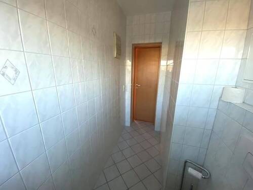separates WC - 