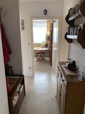 Flurbereich - Etagenwohnung mit 73,00 m² in Erlangen zur Miete