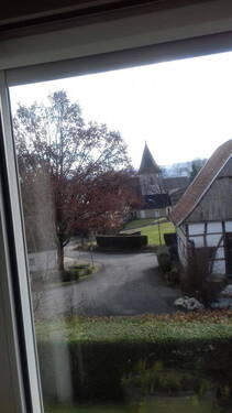 ausblick au dem wohnzimmer - Eigentumswohnung - 150.000,00 EUR Kaufpreis, ca.  120,00 m² Wohnfläche