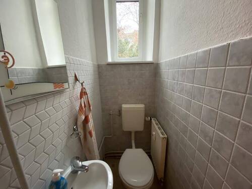 WC - 