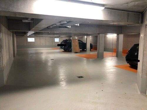 Tiefgarage - Freier Tiefgaragenstellplatz in Hamburg