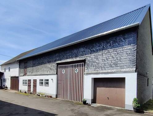 Wirtschaftsgebäude B1 - 