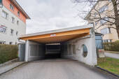 Einfahrt - ***Heike Borchers Immobilien***Tiefgaragenstellplatz in begehrter Lage***
