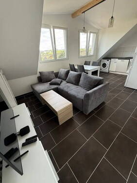 Wohnzimmer - Moderne 2-Zimmer Wohnung im DG in Trier-Pallien