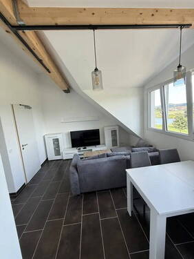 Wohnzimmer - 2 Zimmer Etagenwohnung zur Miete in Trier