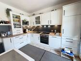 Kochen mit EBK - 6 Zimmer Mehrfamilienhaus, Wohnhaus in Norden / Neustadt